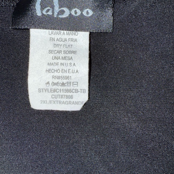 Elegant Black pleated skirt Dress with Pink Accents - Picture 3 of 3